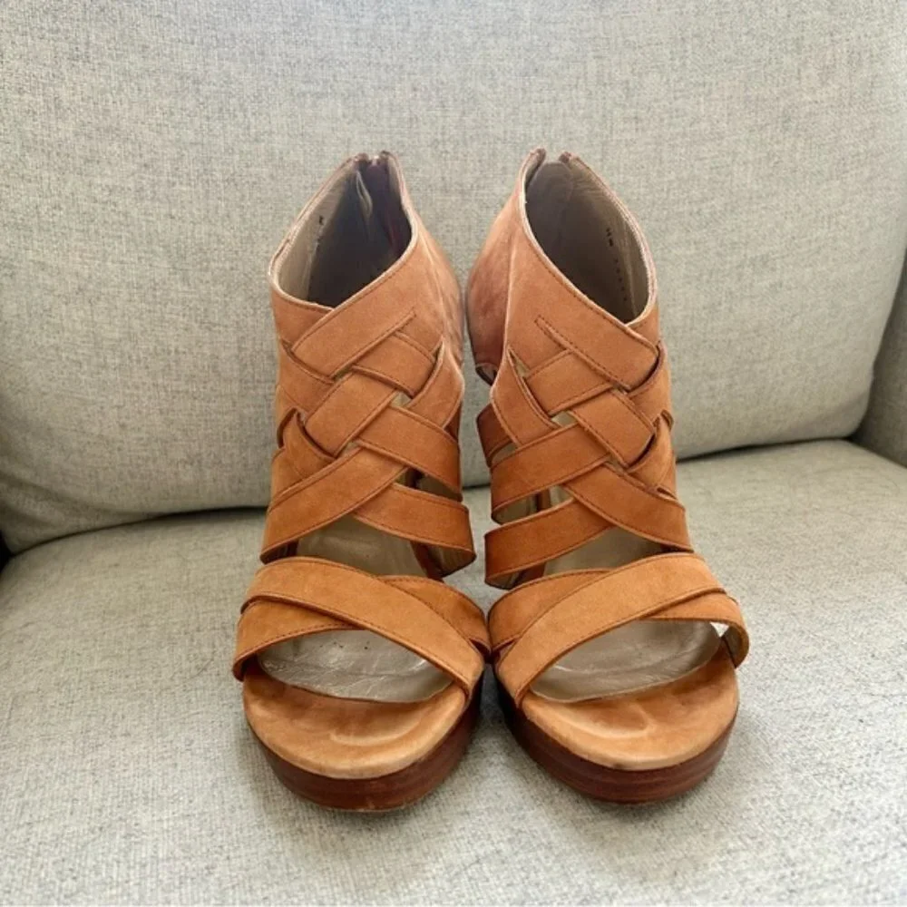 STUART Weitzman Tan Sandal Heels size 8.5 - Picture 4 of 9